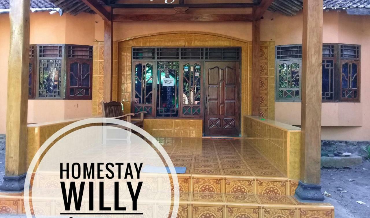 Willy Homestay Borobudur Магеланг Экстерьер фото